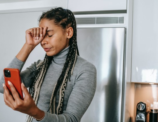 Parler anglais au téléphone - Article de blog - ÉLYSÉES LANGUES
